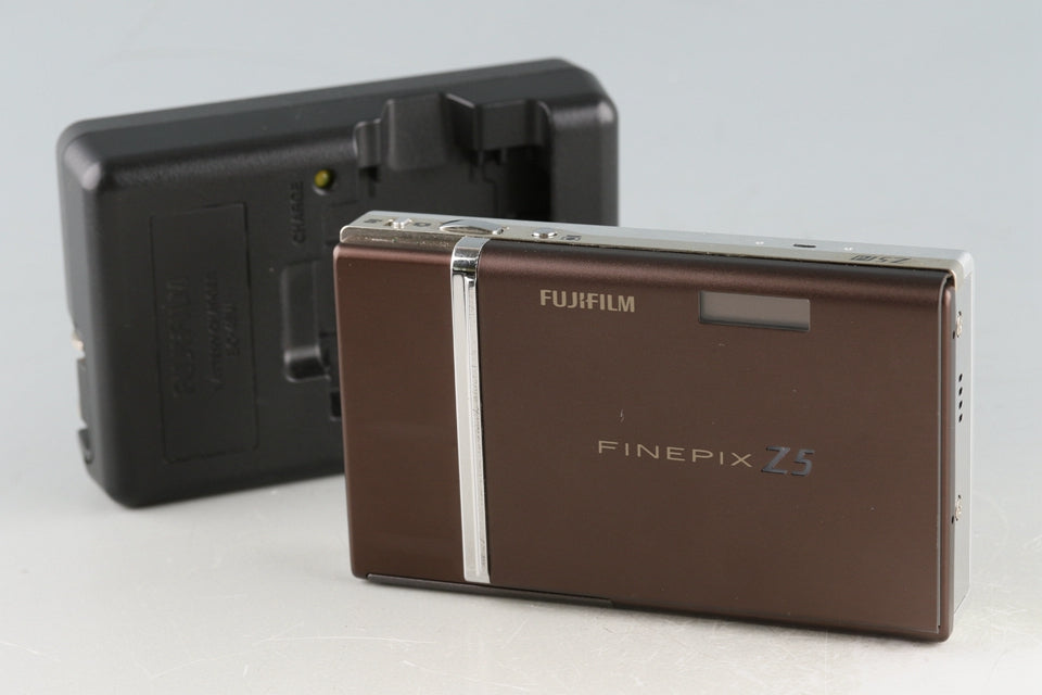 FUJIFILM デジタルカメラ FinePix (ファインピックス) Z5