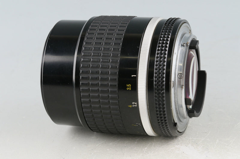 Nikon Nikkor 105mm F/2.5 Ais Lens #50231A4