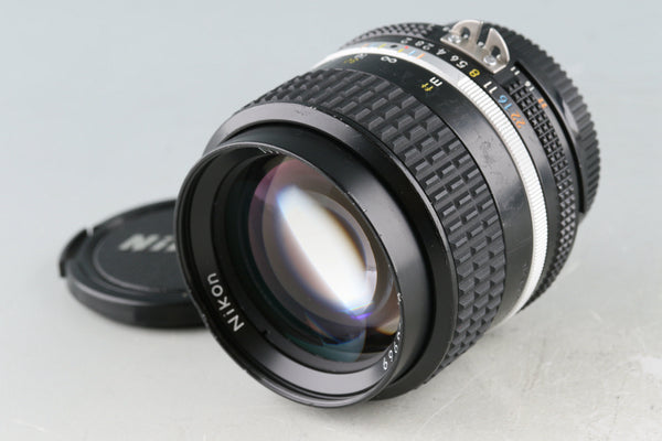 Nikon Nikkor 85mm F/2 Ais Lens #50804A3