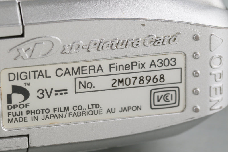 Fujifilm Finepix A303 Digital Camera *Japanese Version Only* #51258J