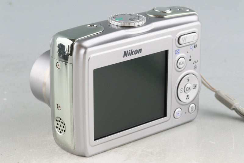 Nikon Coolpix P4 VR Digital Camera #52215J