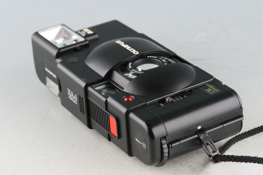 Olympus XA4 Macro QD 35mm Film Camera + A11 Flash #52274D6#AU – IROHAS SHOP