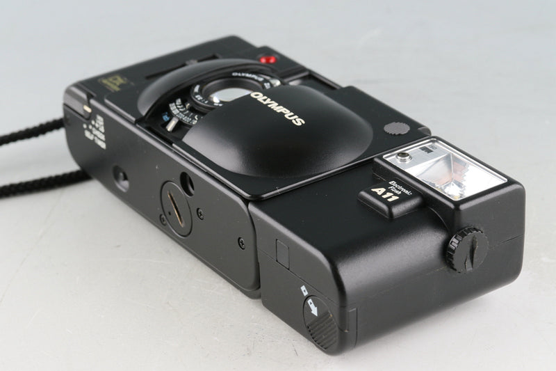 Olympus XA4 Macro QD 35mm Film Camera + A11 Flash #52274D6#AU