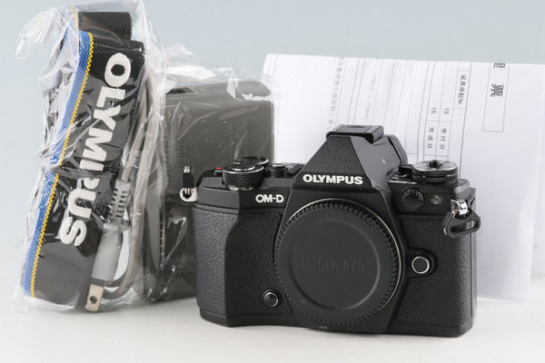 Olympus OM-D E-M5 Mark II Mirrorless Digital Camera *Shutter Count:22514 #52751D9