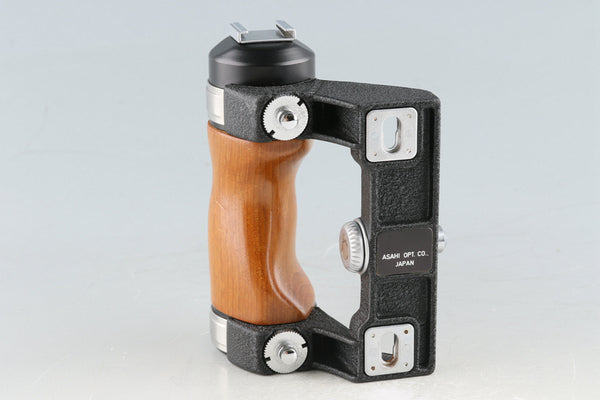 Pentax Wood Hand Grip for 6x7 67 #52927F3