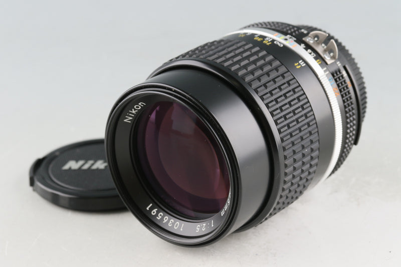 Nikon Nikkor 105mm F/2.5 Ais Lens #53034A5