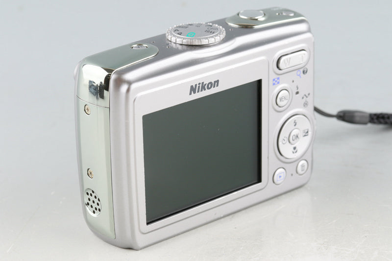 Nikon Coolpix P4 VR Digital Camera #53421I – IROHAS SHOP