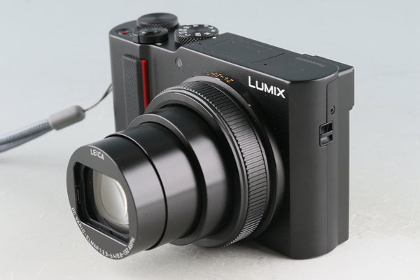 Panasonic Lumix DC-TX2D Digital Camera With Box #53436L9