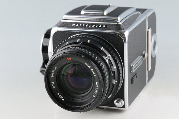 Hasselblad 500C/M + Carl Zeiss Planar T* 80mm F/2.8 C Lens + A12 #53640E3