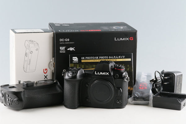 Panasonic Lumix DC-G9 + Battery Crip DMW-BGG9 With Box #53684L7