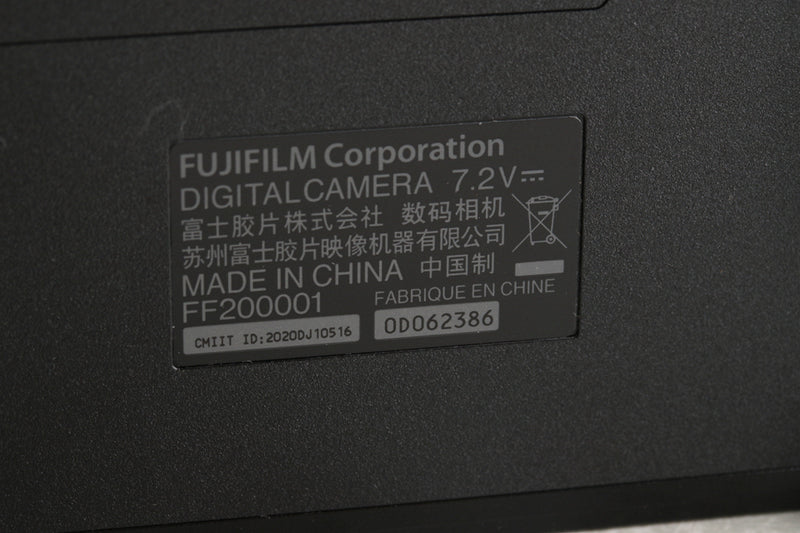 Fujifilm X-S10 + Fujinon Super EBC XC 15-45mm F/3.5-5.6 OIS PZ + XC 50-230mm F/4.5-6.7 OIS II With Box #54955L10