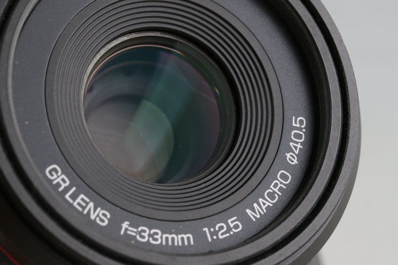 Ricoh GXR + A12 50mm F/2.5 Macro Lens + A16 24-85mm F/3.5-5.5 Lens #55091F3