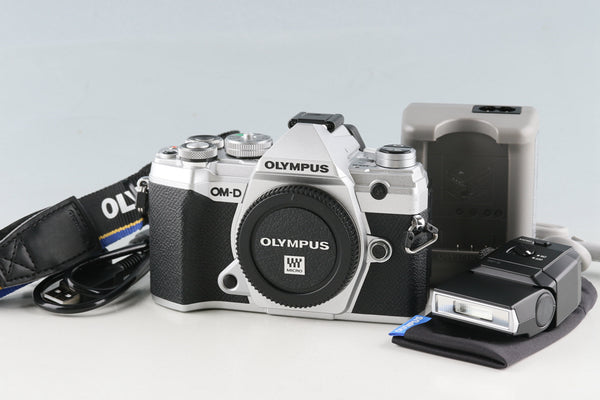 Olympus OM-D E-M5 Mark III Mirrorless Digital Camera *Shutter Count:2906 #55661E1