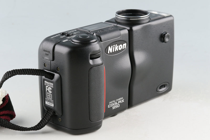 Nikon Coolpix E950 Digital Camera #55861I