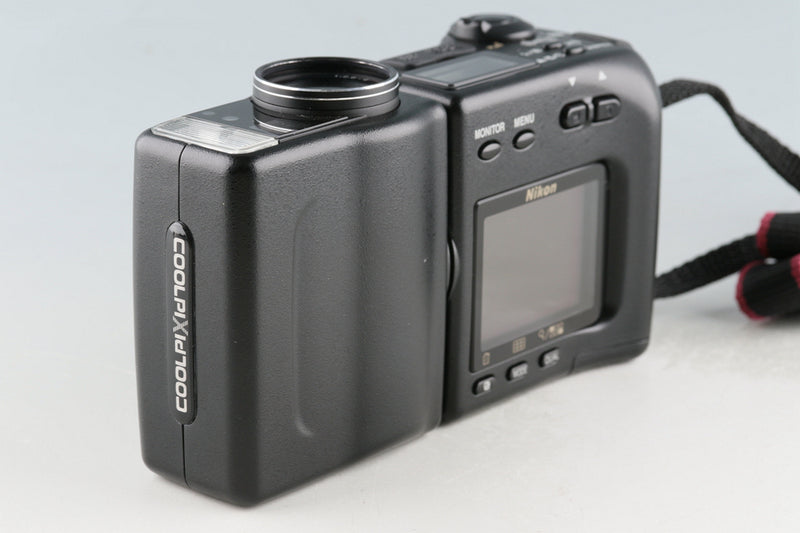 Nikon Coolpix E950 Digital Camera #55861I