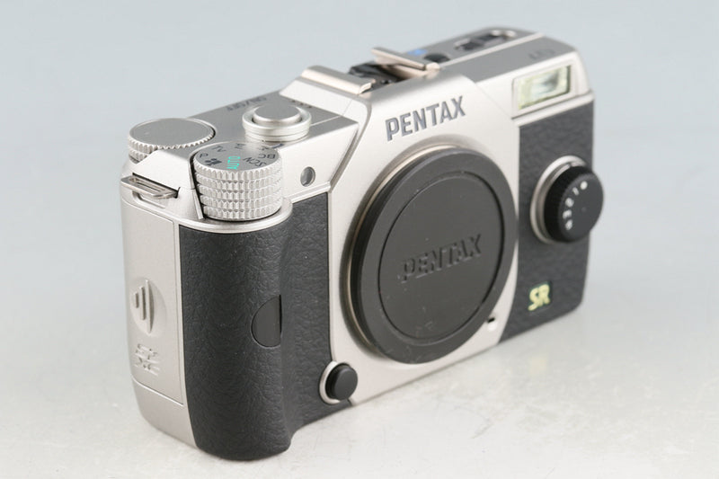 Pentax Q7 + 02 Standard Zoom 5-15mm F/2.8-4.5 ED AL + 06 Telephoto Zoom 15-45mm F/2.8 ED Lens With Box #56088L7