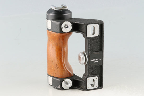 Pentax Wood Hand Grip for 6x7 #58518F3