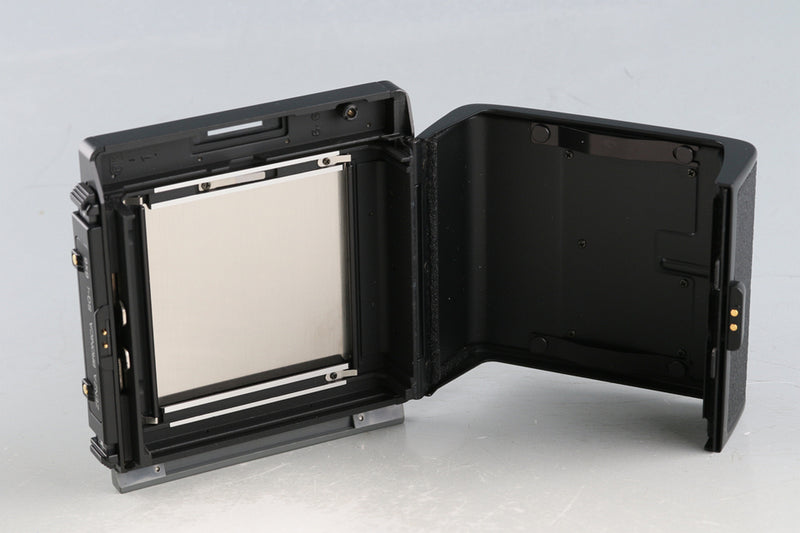 Zenza Bronica SQ-Ai + Zenzanon-PS 80mm F/2.8 + Prism Finder 45D S + Waist Level Finder + Speed Grip #58593L9