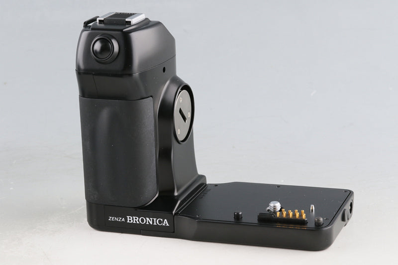 Zenza Bronica SQ-Ai + Zenzanon-PS 80mm F/2.8 + AE Prism Finder + Waist Level Finder + Motor Drive #58594L9