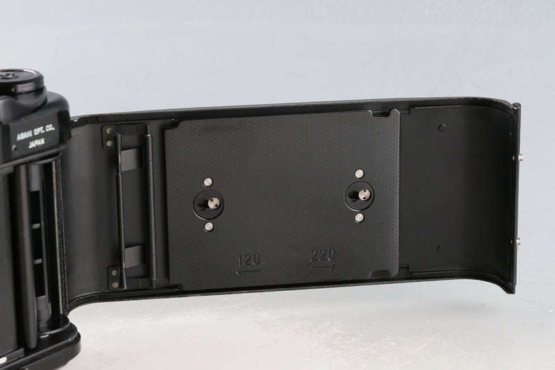 Asahi Pentax 6x7 + SMC Takumar 6x7 105mm F/2.4 Lens #59705E2