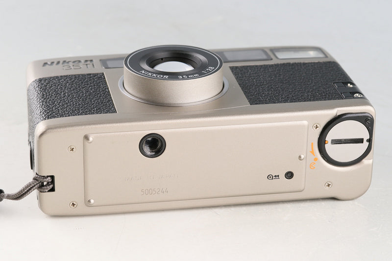 Nikon 35Ti 35mm Point & Shoot Film Camera With Box #60726L4