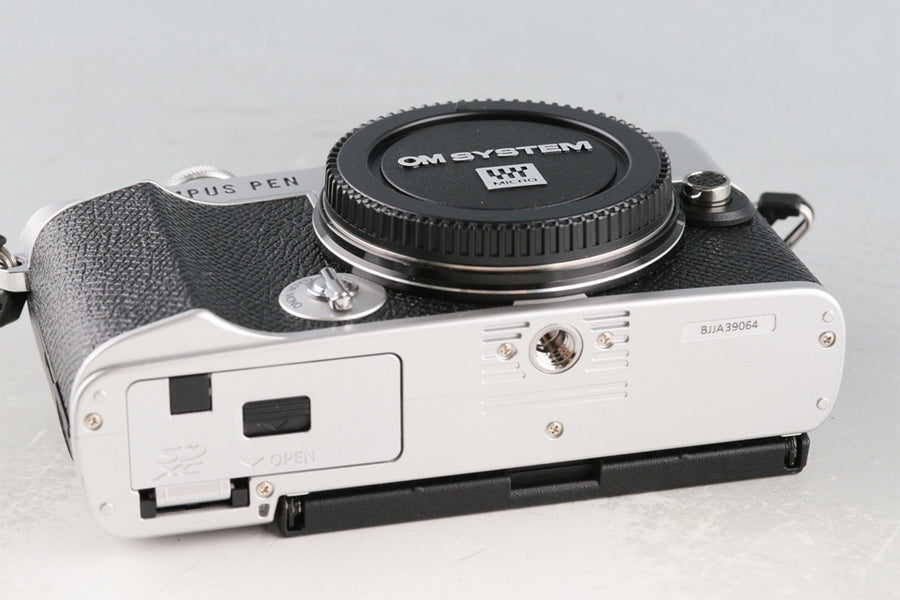 その他 OLYMPUS PEN Olympus PEN System EPL10 w/ 14-42mm EZ Camera Review