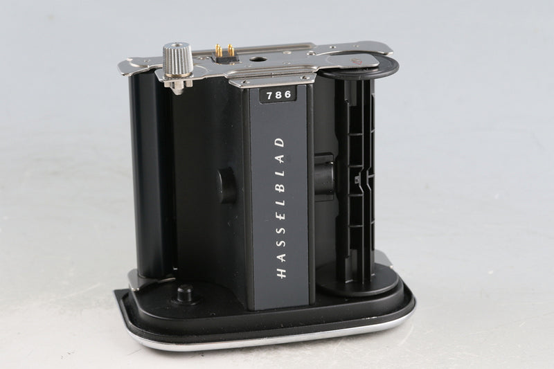 Hasselblad 202FA + Planar T* 80mm F/2.8 FE Lens + E12 #61123E3