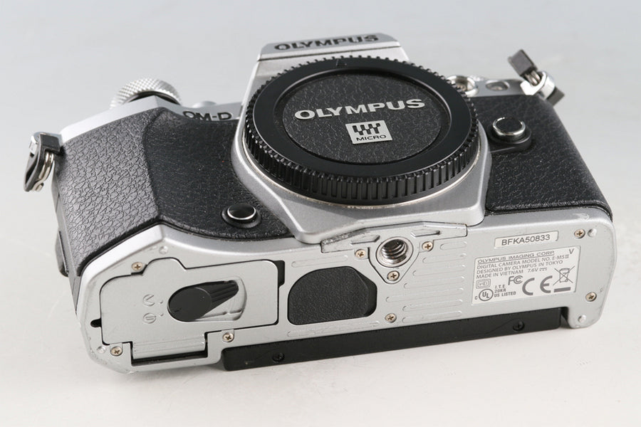 Olympus OM-D E-M5 Mark II Mirrorless Digital Camera #61141E3