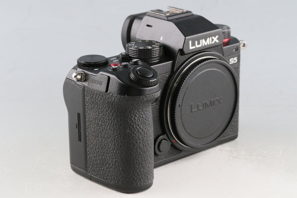 Panasonic Lumix DC-S5 Mirrorless Digital Camera With Box #61178L7