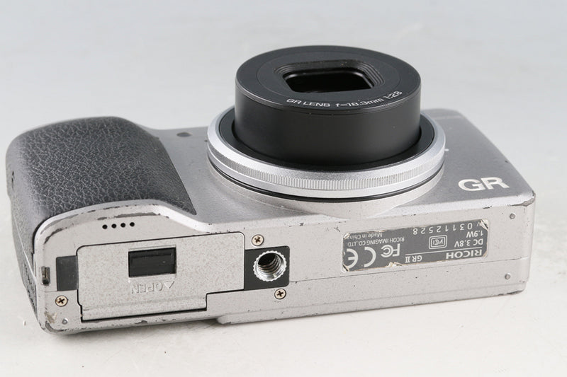 Ricoh GR II Digital Camera #61318E2