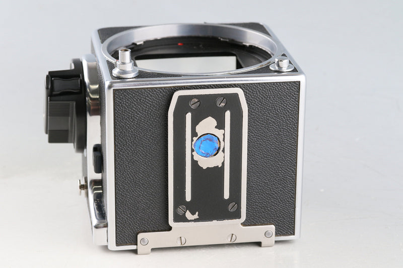 Hasselblad 500C/M + Carl Zeiss Planar T* 80mm F/2.8 CF Lens