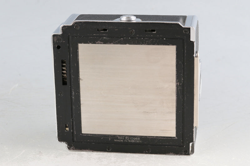 Hasselblad 500C/M + Carl Zeiss Planar T* 80mm F/2.8 CF Lens + A12 #61516E2