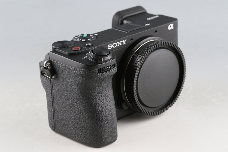 SONY α6700 E 18-135mmレンズ＋おまけ多数 SONY α6700 E 18-135mmレンズ＋おまけ多数 ILCE-6700M デジタル一眼