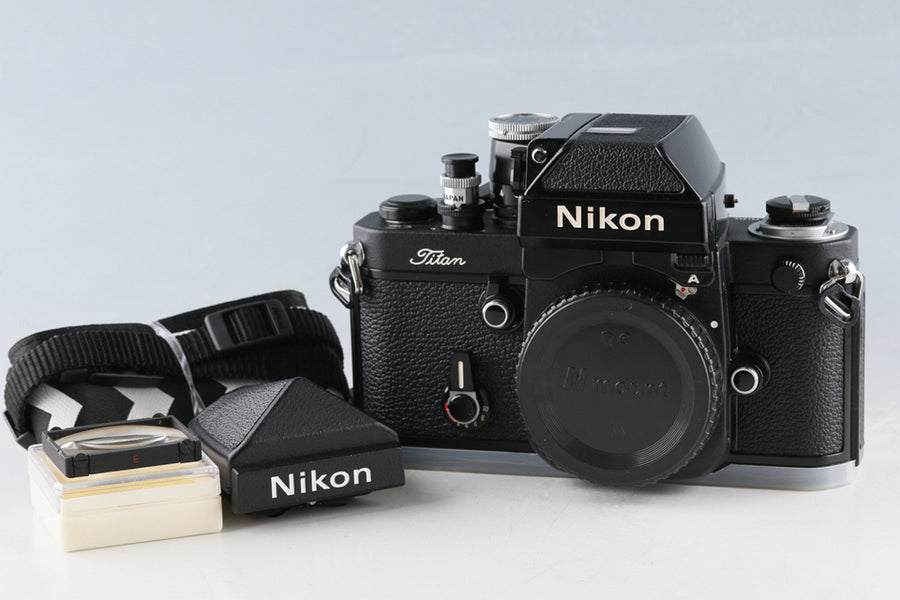 Nikon F2 Titan Photomic A + DE-1 Finder + Focusing Screen E