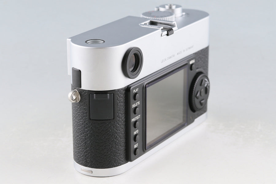 Leica M8.2 Digital Rangefinder Camera #64676T – IROHAS SHOP