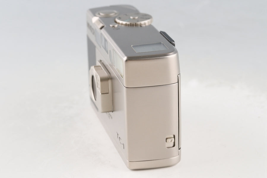 Minolta TC-1 35mm Point & Shoot Film Camera With Box #65232L8