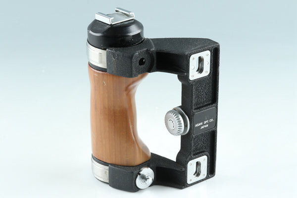 Pentax Wood Hand Grip for 6x7 #40358F3