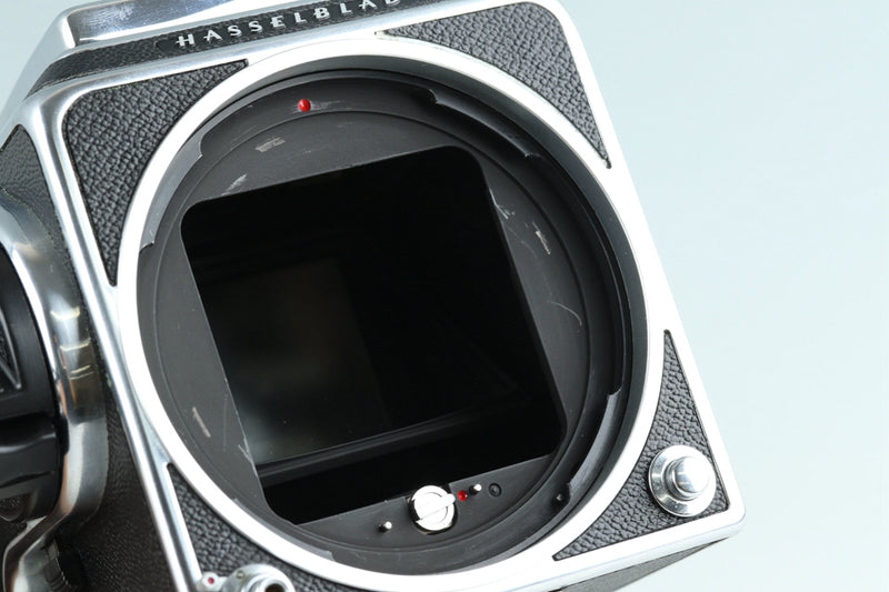 Hasselblad 500C/M + Planar T* 80mm F/2.8 CF Lens #41289F3