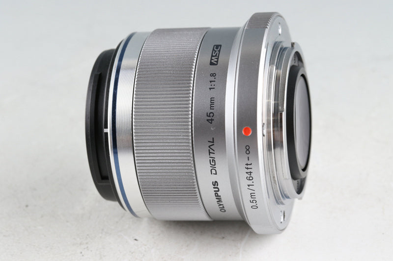 Olympus M.Zuiko Digital 45mm F/1.8 Lens for M4/3 With Box #43811L7