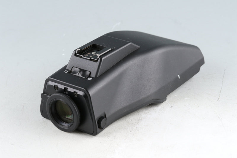 Contax 645 + Carl Zeiss Planar T* 80mm F/2 Lens #44311F1