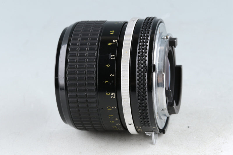 Nikon Nikkor 85mm F/2 Ai Lens #44768A3