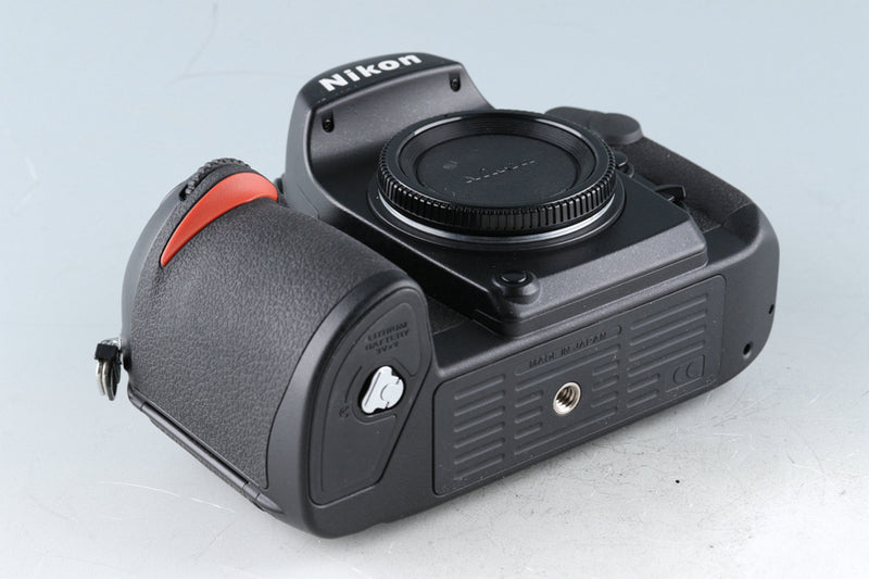 Nikon F6 35mm SLR Film Camera #44791E5