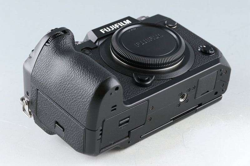 Fujifilm X-H1 Mirrorless Digital Camera #45085E2
