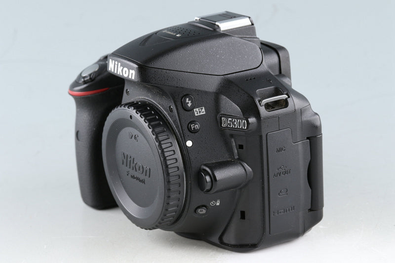 Nikon D5300 + AF-S DX Nikkor 18-55mm F/3.5-5.6 G VR II Lens With Box #45955L5