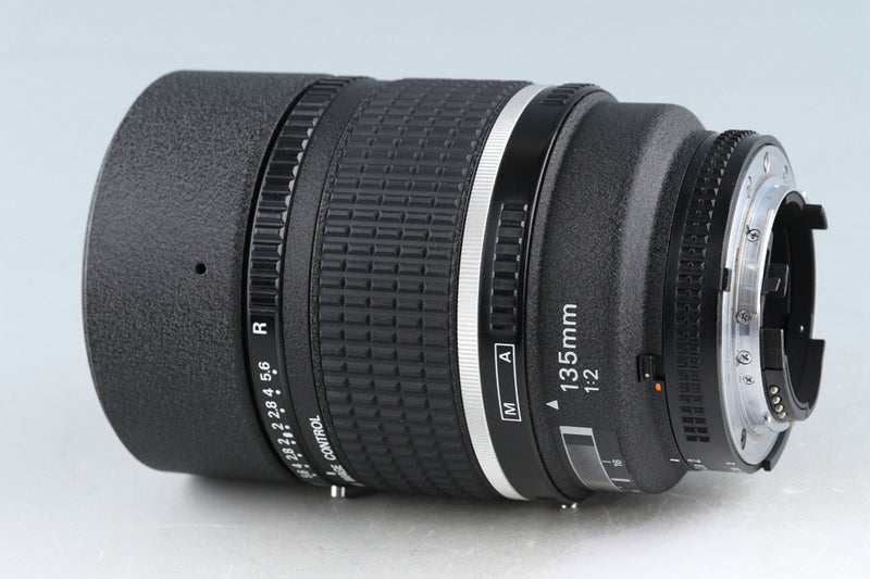 Nikon AF DC-Nikkor 135mm F/2 Lens #46516F6