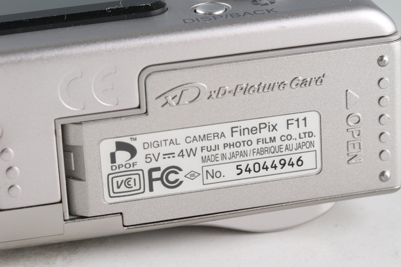 Fujifilm FinePix F11 Digital Camera With Box #46920L6 – IROHAS SHOP