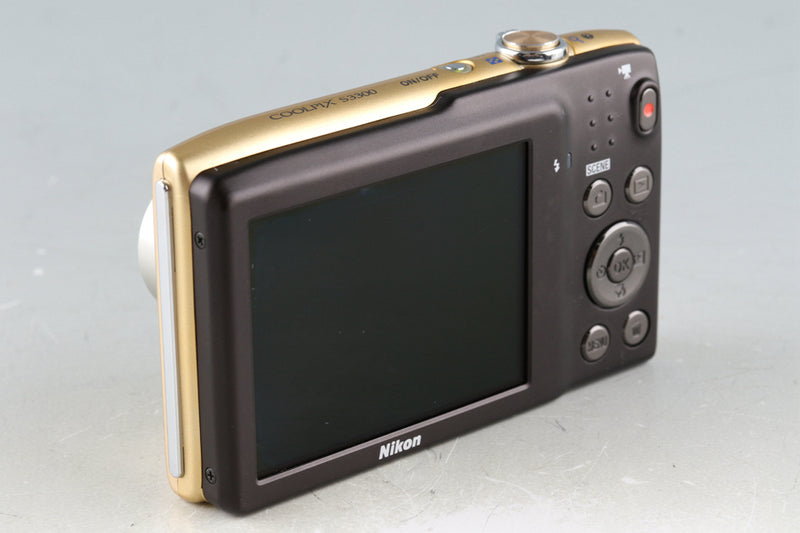 Nikon Coolpix S3300 Digital Camera With Box #47078L4