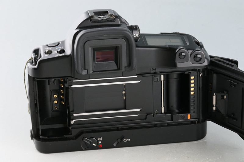 Canon EOS 3 35mm SLR Film Camera #48022E3