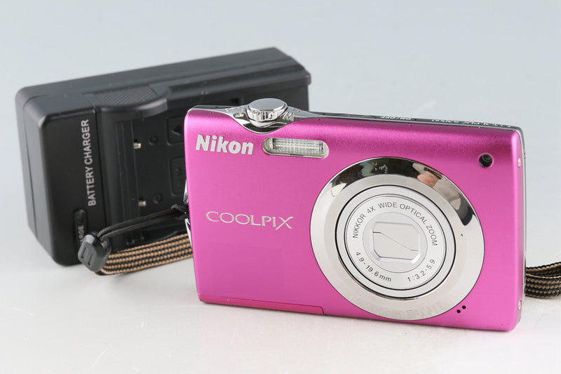 Nikon Coolpix S3000 Digital Camera #48286I
