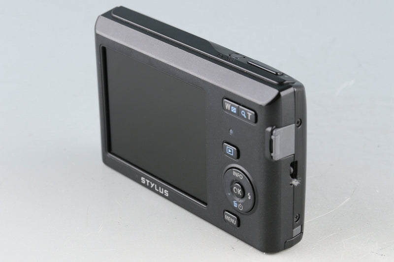 柔らかな質感の OLYMPUS デジカメ VG-180 stylus デジタルカメラ